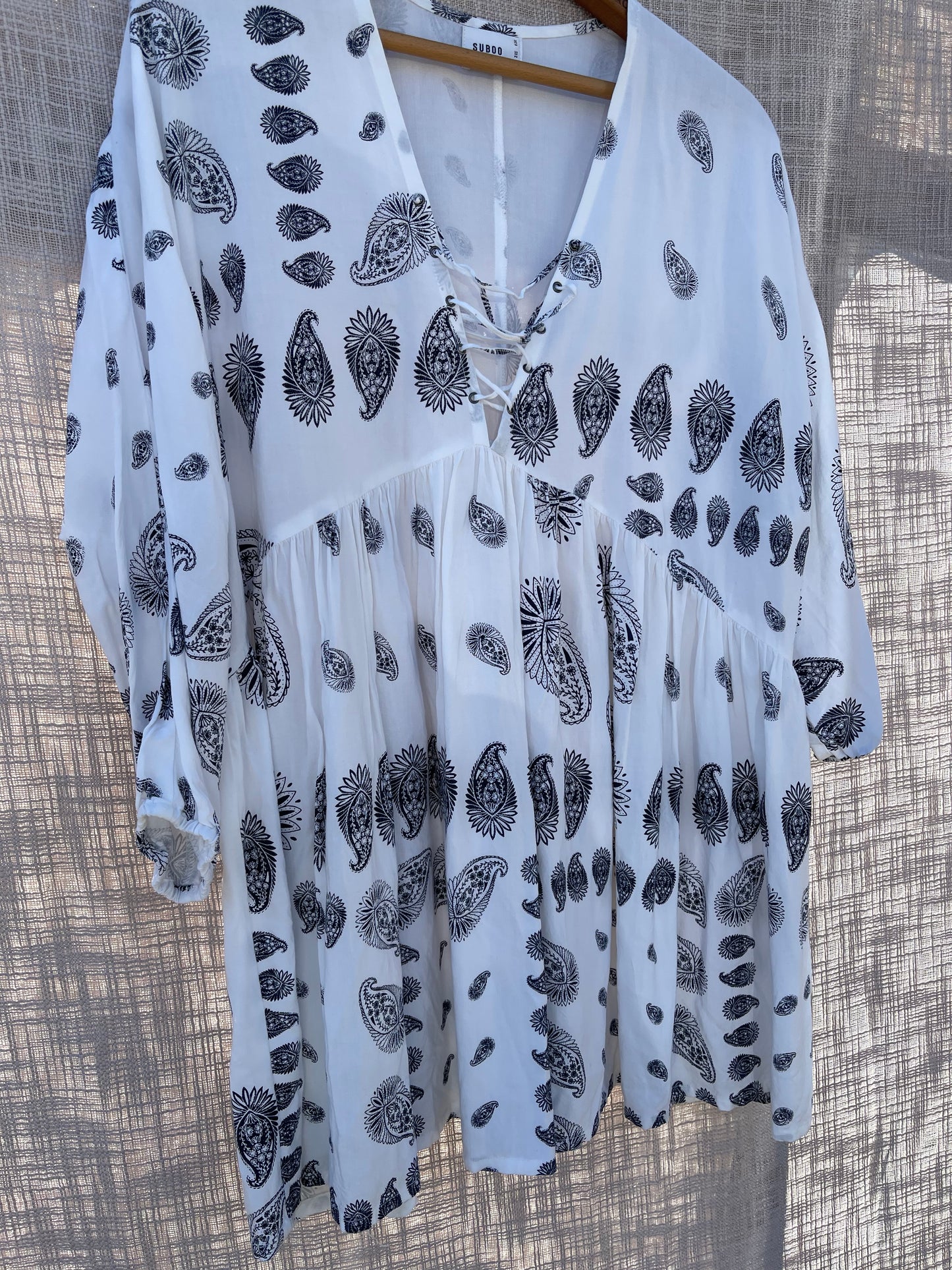 Paisley flowy bohostyle top