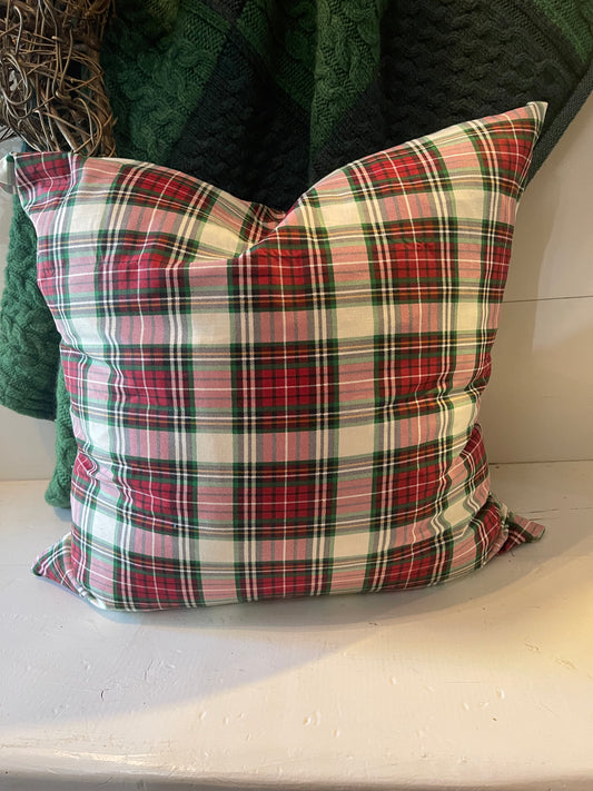 Christmas pillow, plaid Christmas pillow, red green plaid pillow