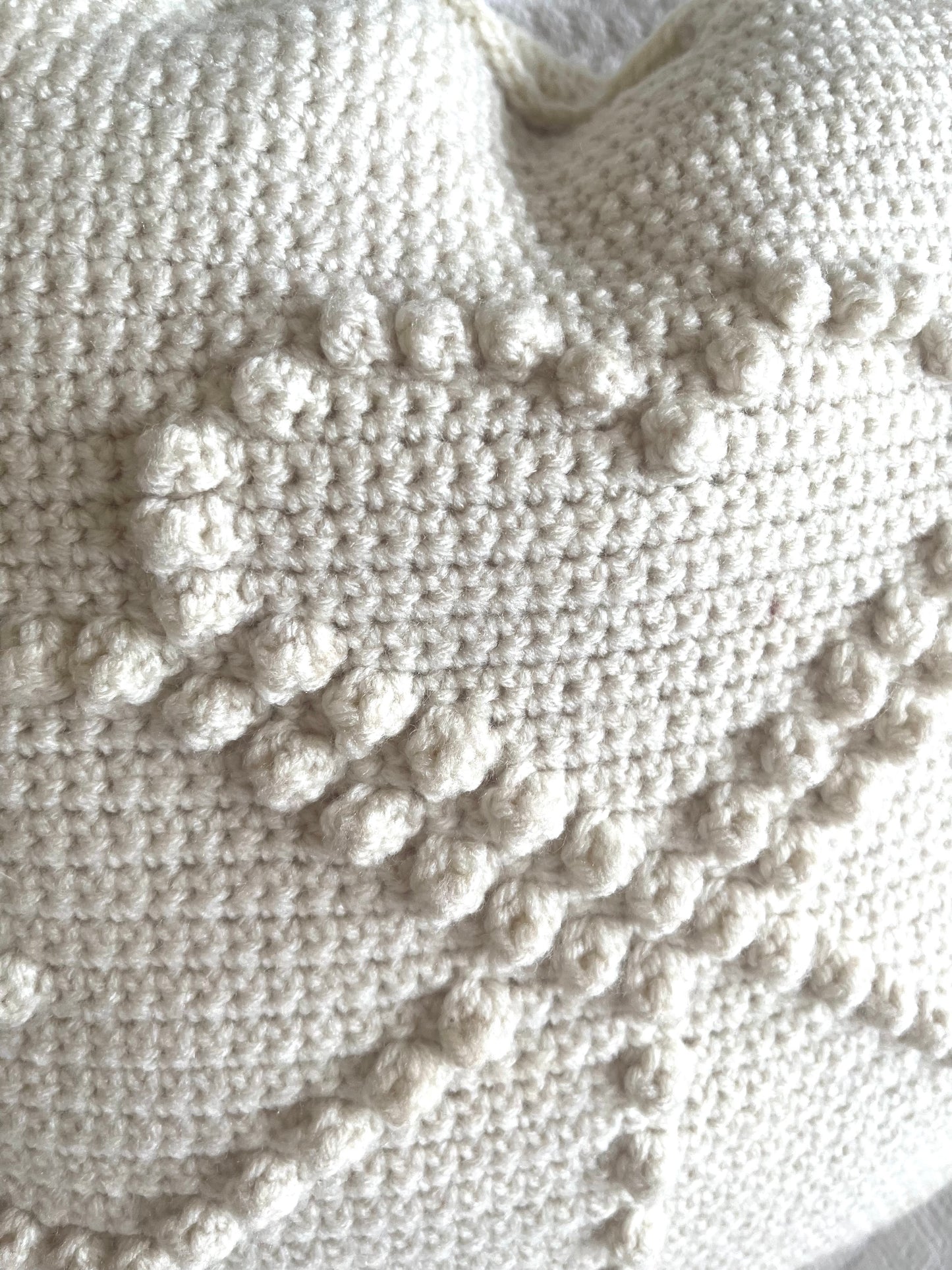 Hand knit shamrock pillow, Vintage st Partick's day pillow,knit vintage