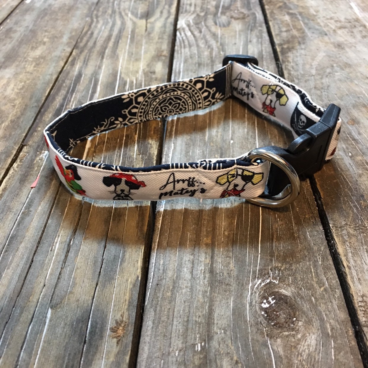 Dog collar pirate motif, printed dog collar pirate dogs