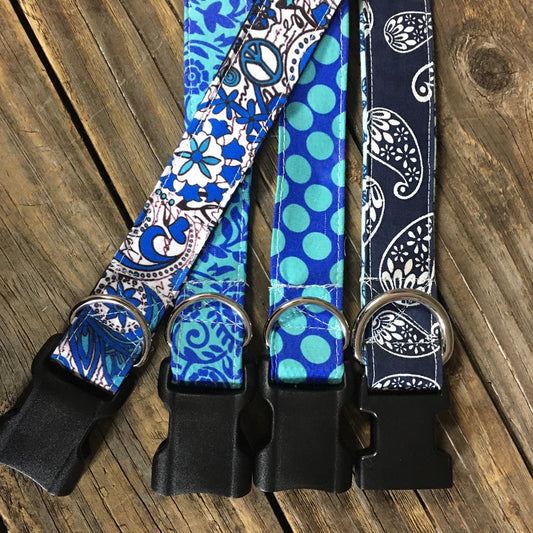 Blue patterned dog collar