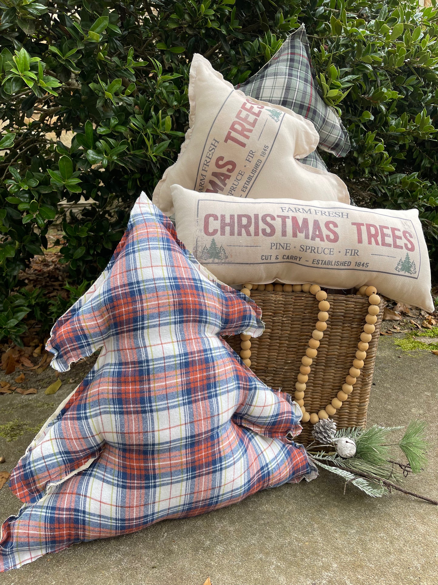 Christmas pillow, vintage graphics pillow, Christmas tree pillow, tree pillow, vintage graphics pillow