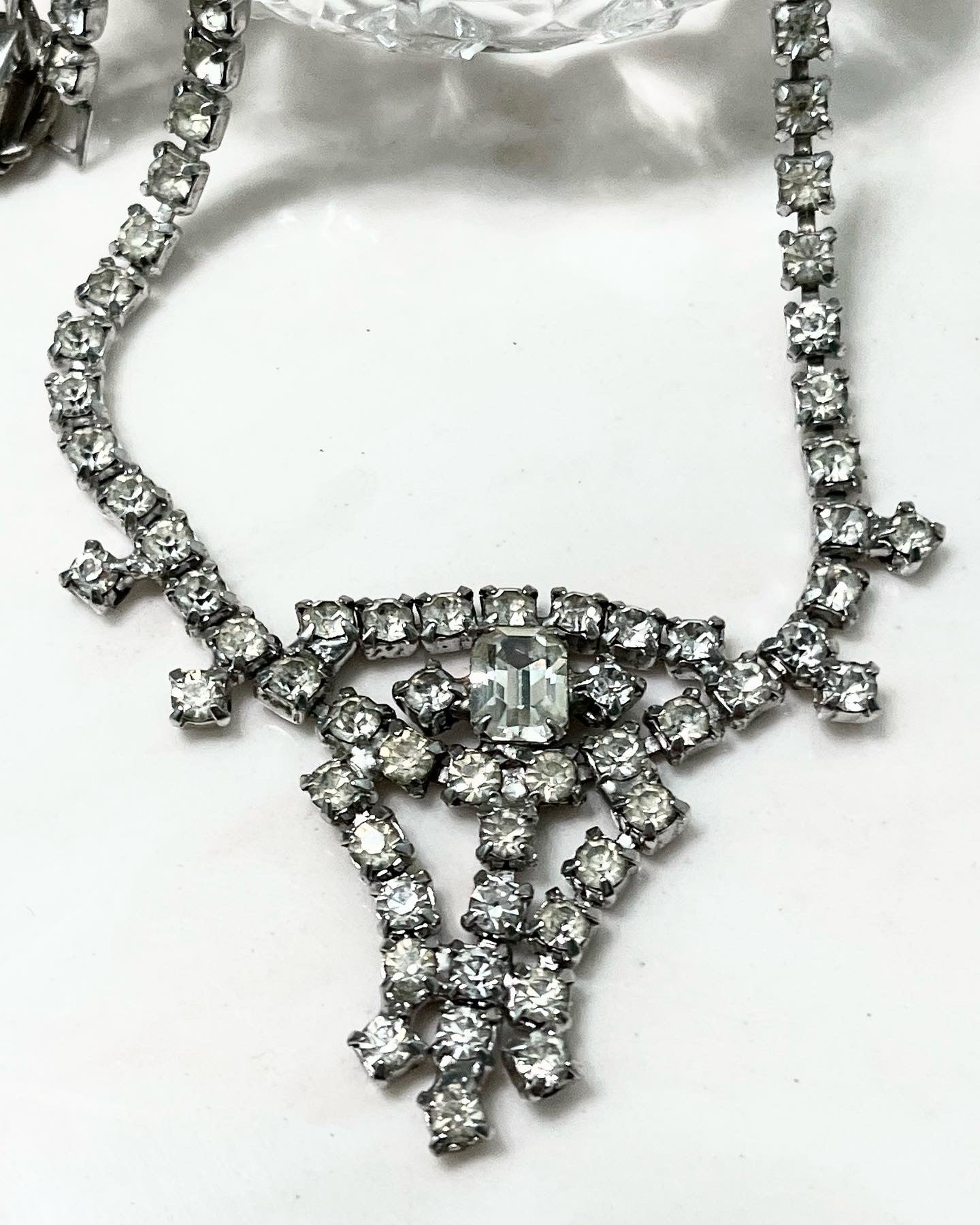 Vintage rhinestone necklace