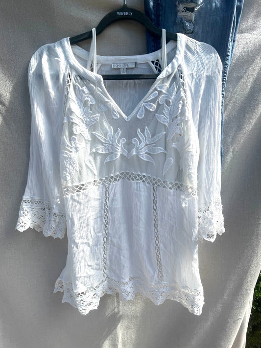 Lace bohostyle top reloved, sustainable clothing, recycled clothing