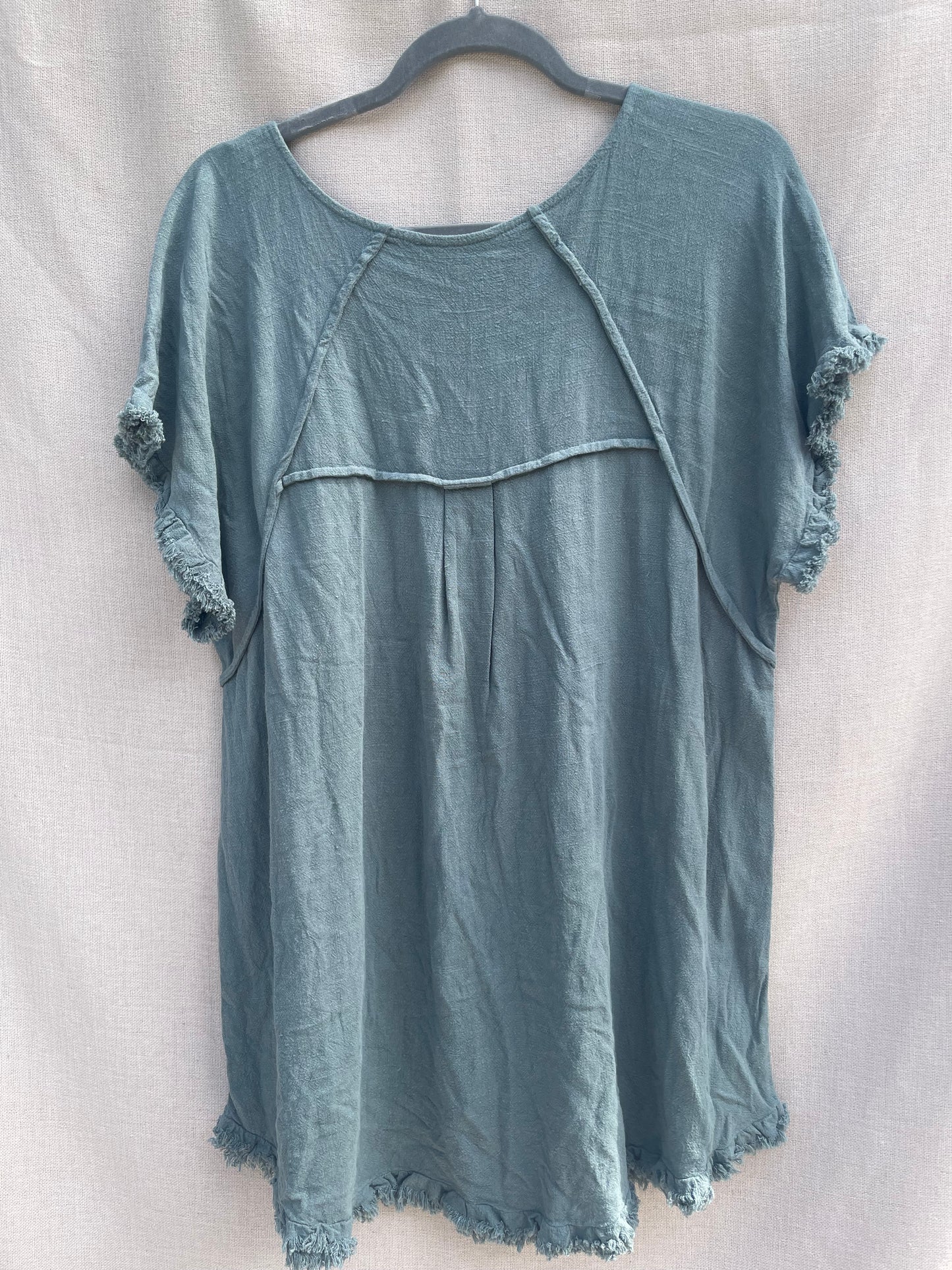 Frayed hem tunic, jade tunic Umgee reloved clothing