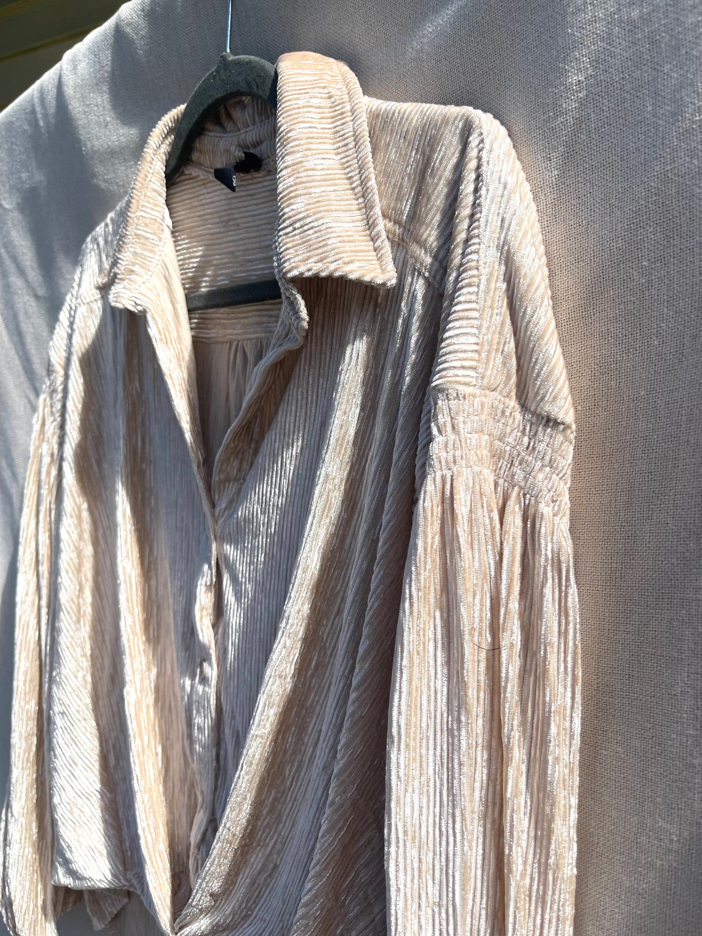 Over sized high low shirt