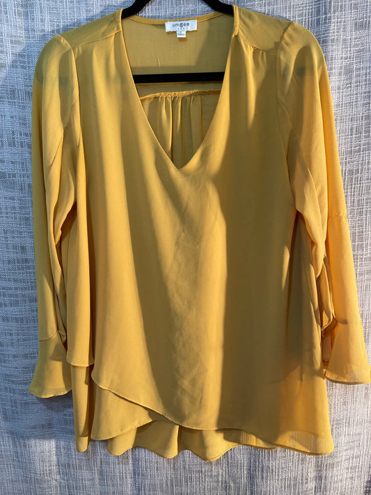 Umgee gold blouse