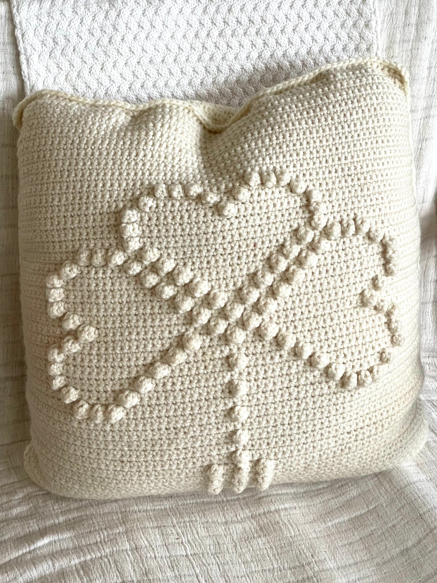 Hand knit shamrock pillow, Vintage st Partick's day pillow,knit vintage