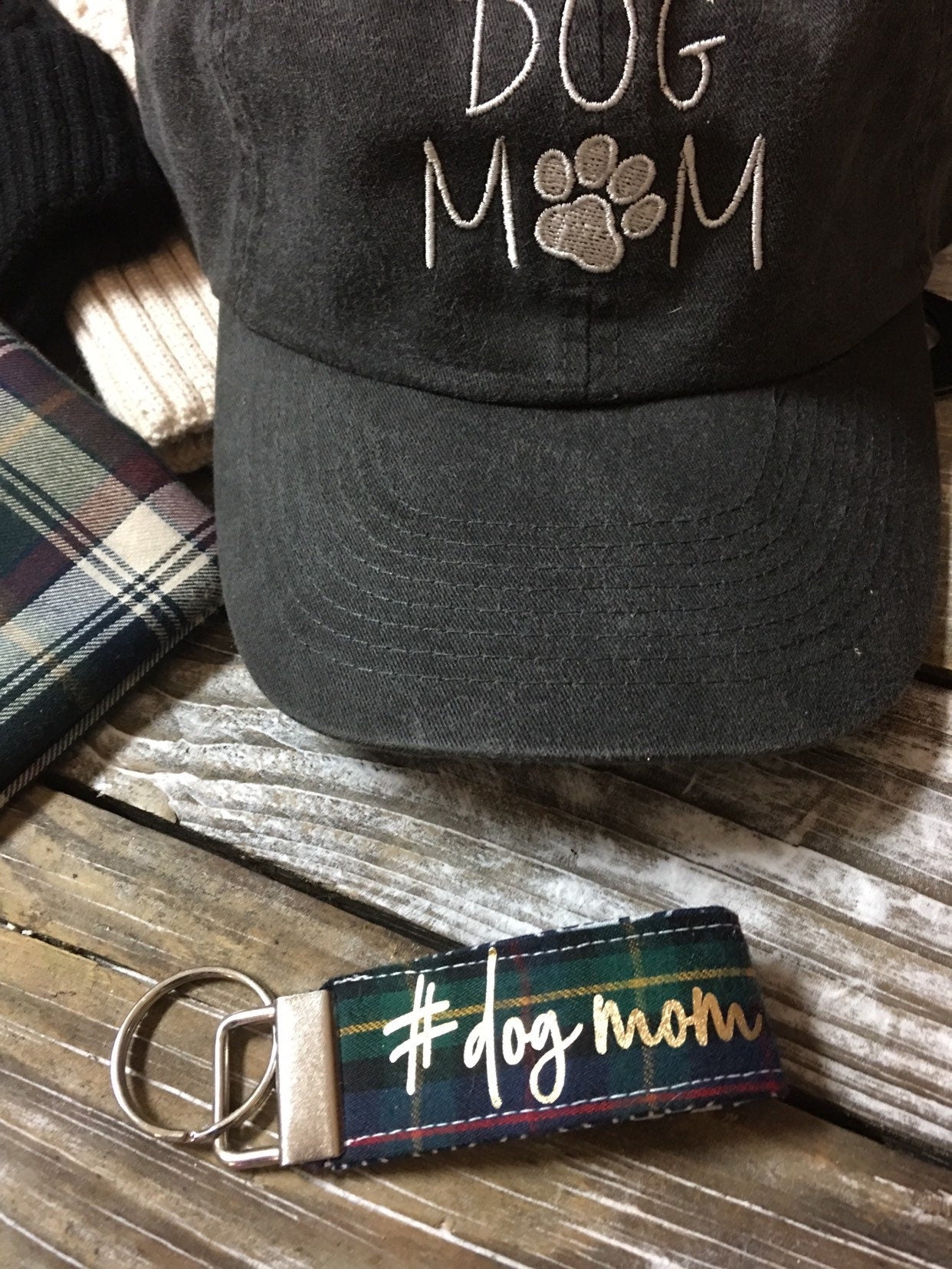 Dog mom key chain