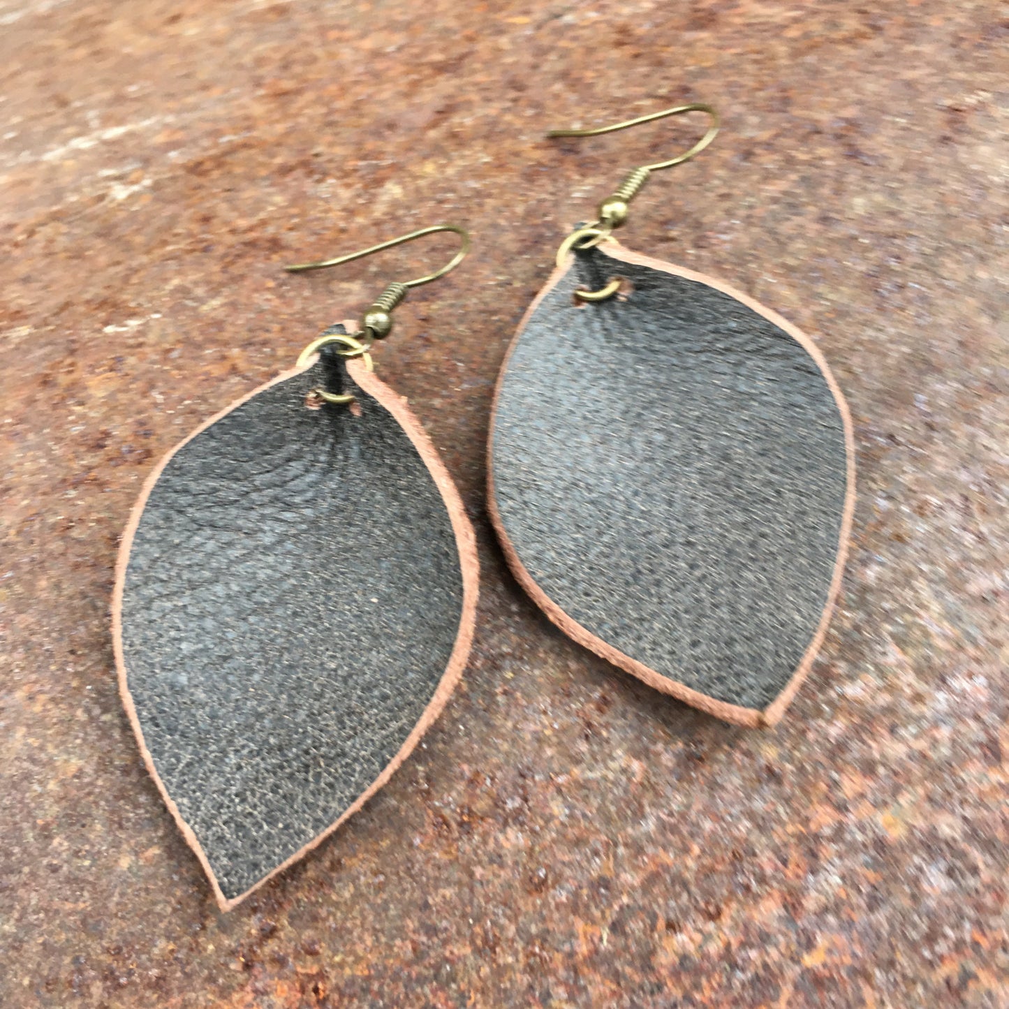 Leather teardrop earrings
